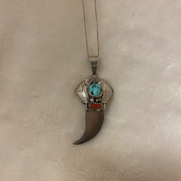 Jewelry - Bear Claw silver & turquoise necklace and rings